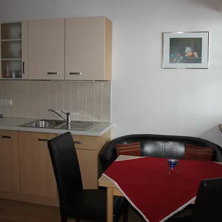 Vendégház Gaestehaus Trude Waltl 3*