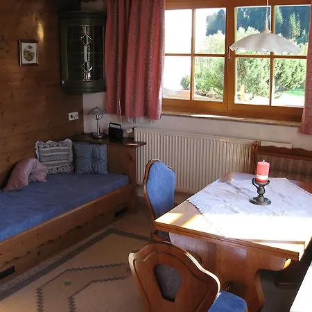Vendégház Gaestehaus Trude Waltl 3*